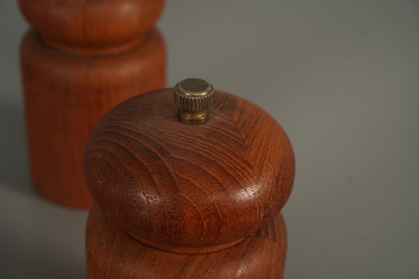 Vintage Teak Salt and Pepper Shaker Set 1960s Scandinavian - Image 5