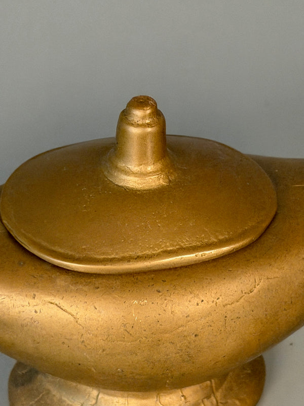 Vintage Brass Aladdin Oil Lamp 1970s Gold Metal - Image 5
