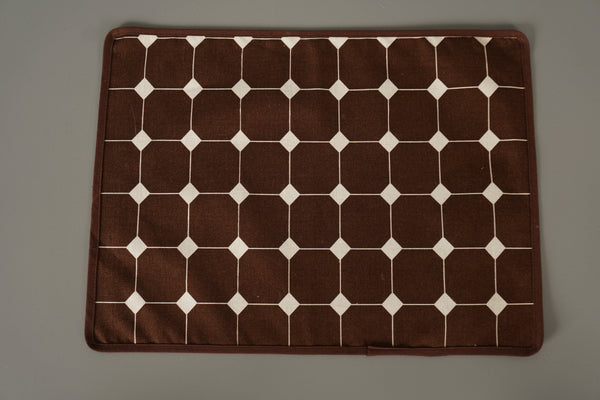 Vintage 4 Piece Set Placemats Table Set 1960s Brown Cream Fabric - Image 6