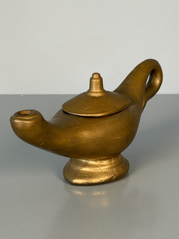 Vintage Brass Aladdin Oil Lamp 1970s Gold Metal - Image 3